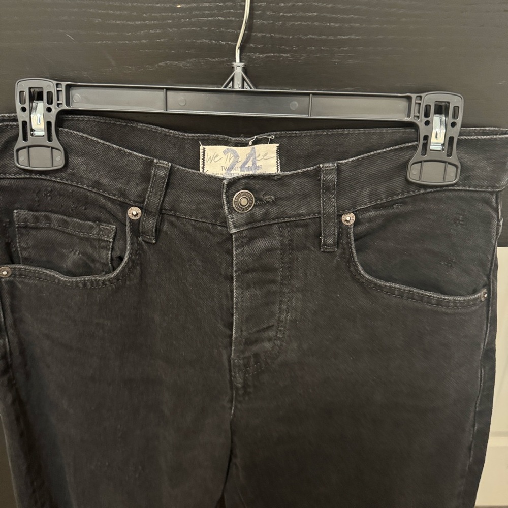 We The Free Women's Black Straight Leg Jeans